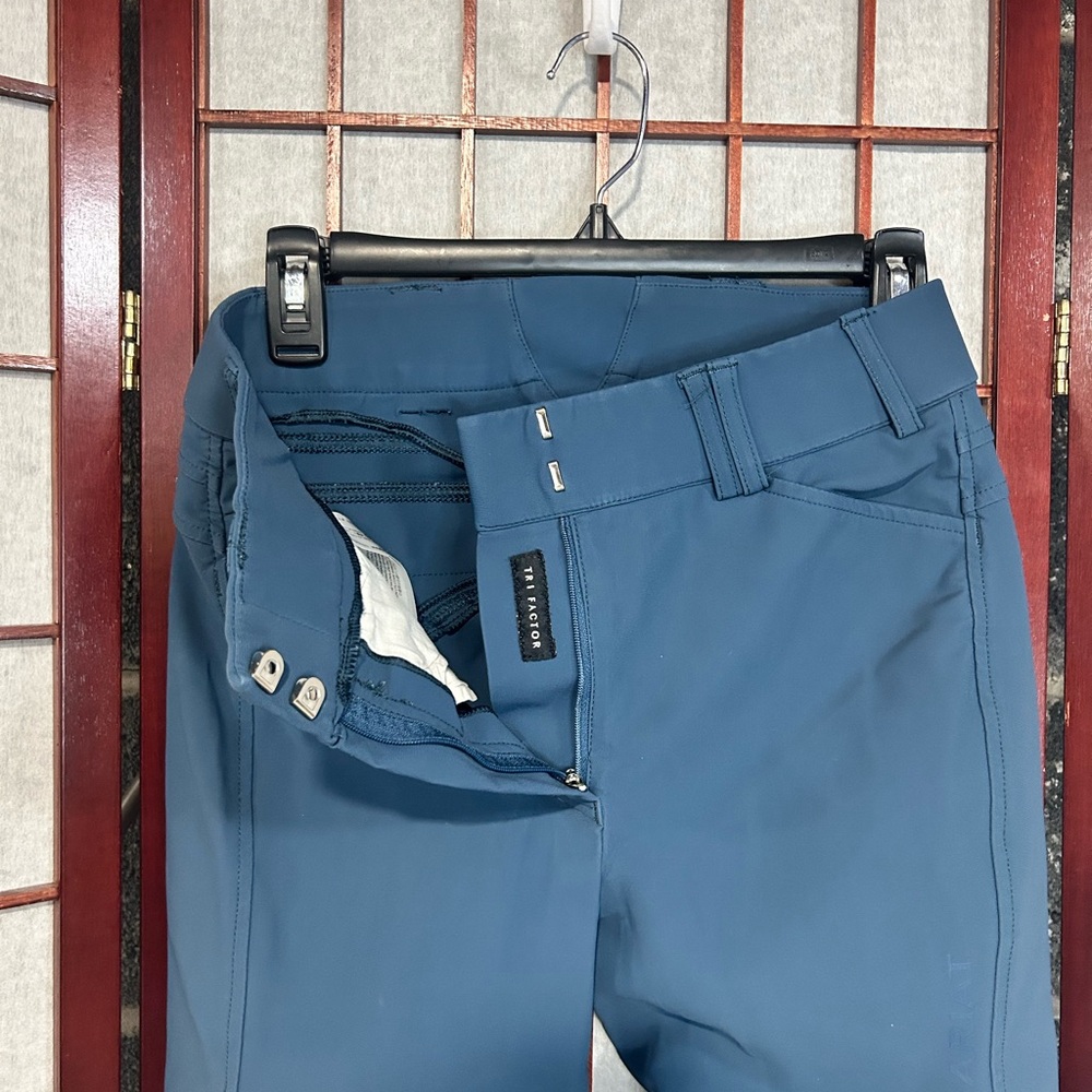 Ariat Tri Factor Wms S 26R Breeches Equestrian Horse Riding Beautiful Condition! - Picture 4 of 6
